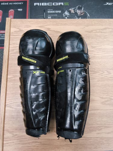 Senior CCM TACKS XR PRO 16" Shin Pads Pro Stock (Used)