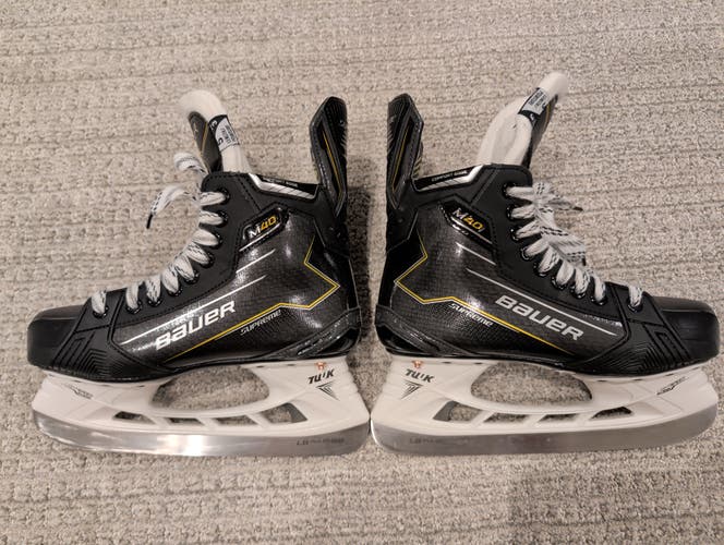 Bauer Supreme M40 Hockey Skates 5 (New) Fit 3 Wide Black/Yellow Inter LS Pulse SS 246mm Runner Steel