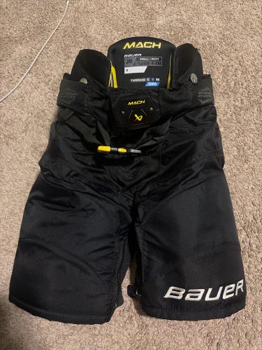 Junior Small Bauer Supreme Mach Hockey Pants (Used)