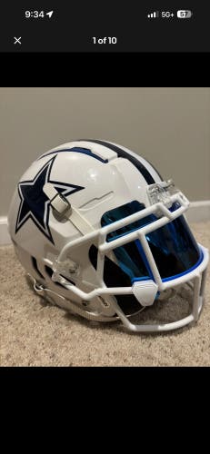 White Adult Extra Large Schutt F7 Helmet (Used)