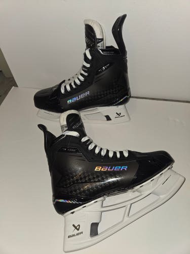 HOT! Black Bauer Supreme Shadow Hockey Skates Pro Stock 9 (New) (280 Holders)