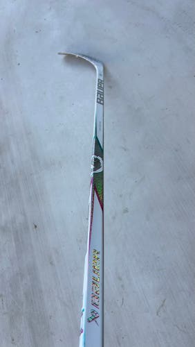 Senior Bauer Proto2 Right Handed Hockey Stick P92 70 Flex (Slightly Used)