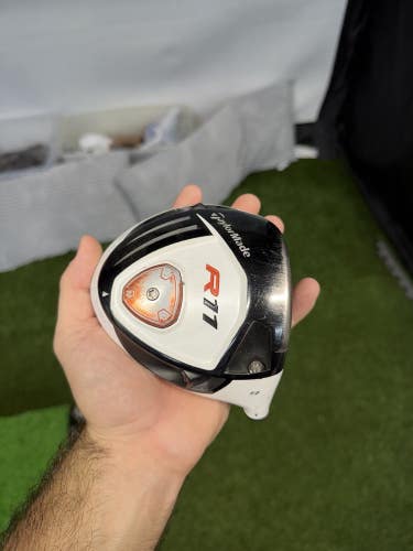 TaylorMade R11 Driver 9* Head Only RH No HC Dent/crack
