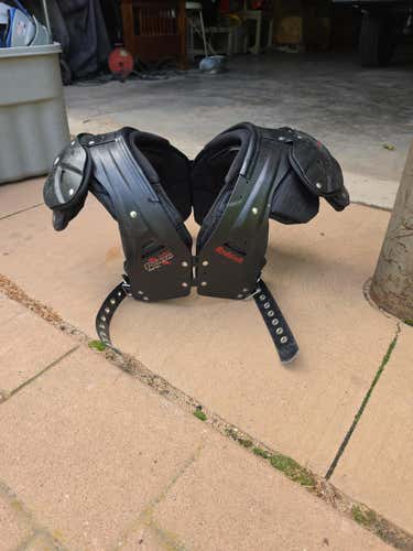 Large Adult Riddell Shoulder Pads (Used)