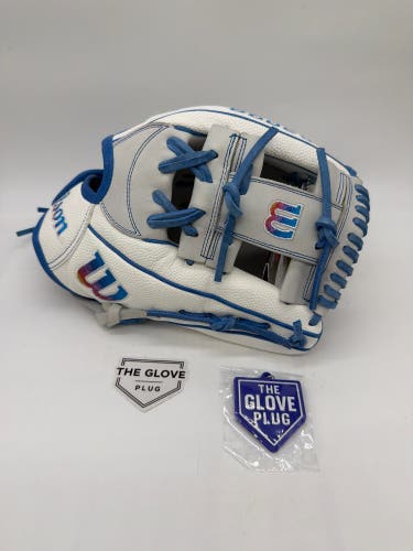 Wilson A2000 12" H12 Fastpitch Softball Infield Glove New with tags White/Blue Autism Awareness