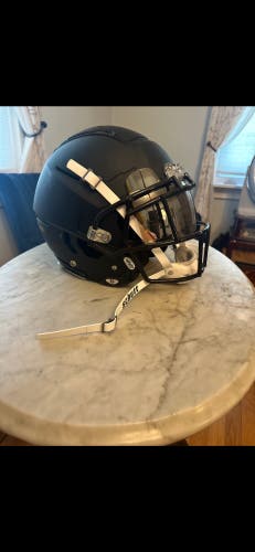 Black Adult Large Schutt F7 Helmet (New)