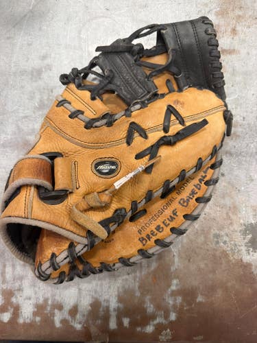 Used Mizuno FRANCHISE BB/SB First Base RH Throw Tan 12" 11337-S000497785