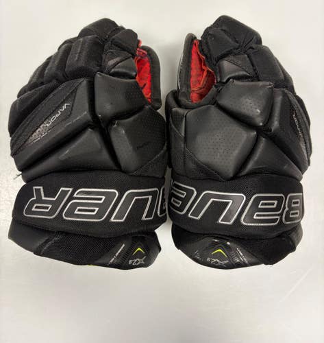 Used Bauer X2.9 Junior Gloves Black 10" 11860-S000316386