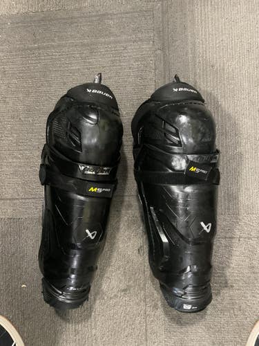 Used Bauer M5 PRO Senior Shin Guards Black 14" 11614-S000244736