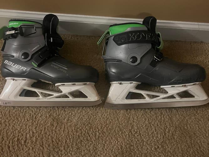 2022 Bauer Konekt HF2 Hockey Goalie Skates Regular Width Size 4 (Used)