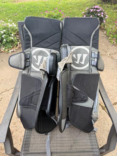 30" Warrior Ritual G6 E+ Goalie Leg Pads (Used)