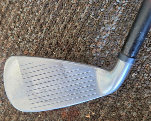 WILSON STAFF Di11 FAT SHAFT CAVITY BACK  4 IRON GOLF CLUB GRAPHITE W NEW GRIP