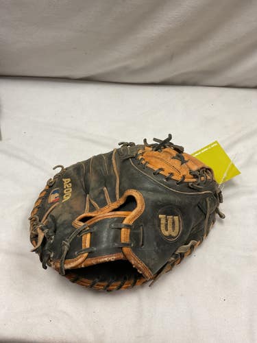 Used Wilson A2000 A2403 PUDGE BB/SB Catchers RH Throw Brown 32 1/2" 11490-S000277773