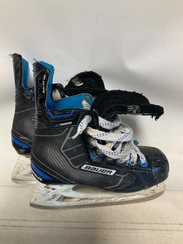 Used Bauer NEXUS 7000 Intermediate Hockey Skate Intermediate 5.0 11823-S000042105
