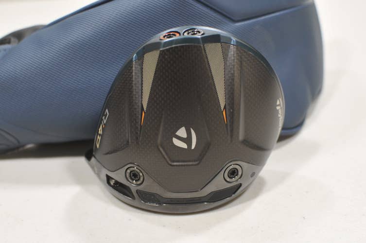 TaylorMade Qi4D 8.0* Driver HEAD ONLY Right with Cover  #226845