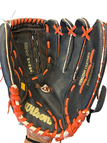 Used Wilson A450 12IN BB/SB Glove RH Throw Black 12" 11682-S000140121