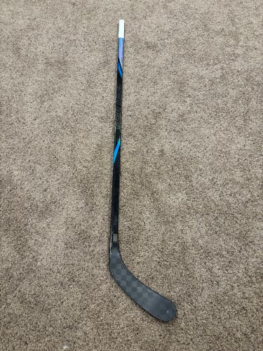 Senior Bauer Nexus Tracer Left Hand Hockey Stick P92 70 Flex (Used)