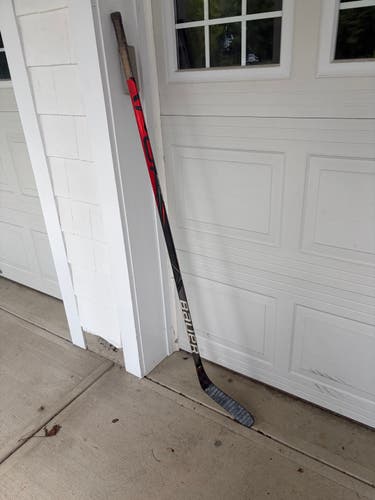 Intermediate Bauer Vapor Flylite Left Hand Hockey Stick 85 Flex (Used)