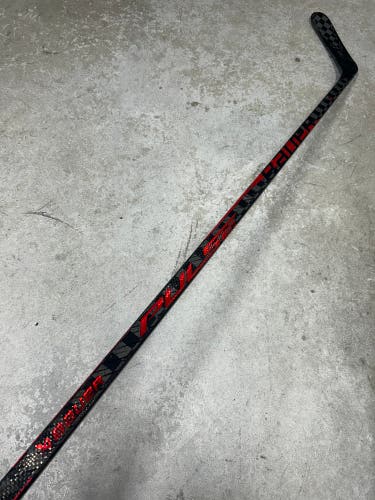 87 Flex P92M Senior Bauer Pulse Left Hand Hockey Stick Pro Stock (Used)