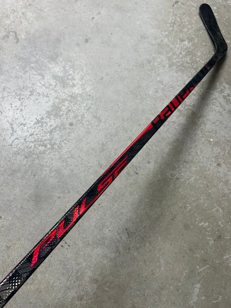 77 Flex P92 Senior Bauer Pulse Left Hand Hockey Stick Pro Stock (Used)