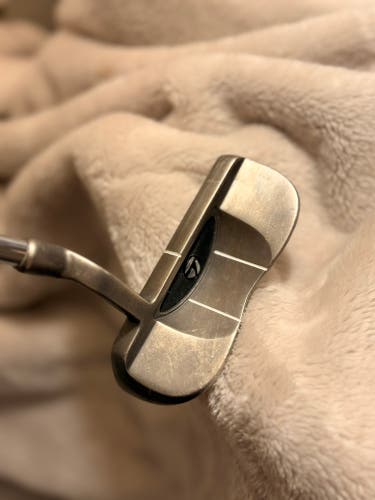 TaylorMade TPi 26 Blade Right Handed Putter 35" (Used)