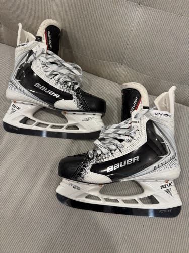 Bauer Vapor Flylite LE White Skates Senior Size 8 Fit 1