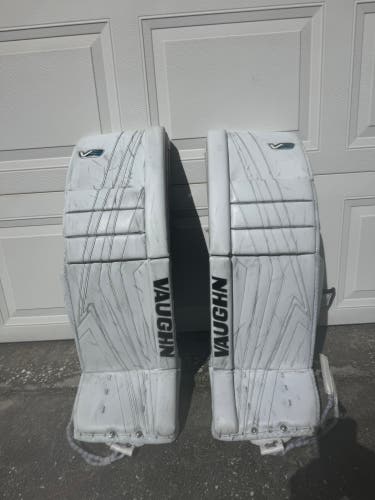 35” 2021 Vaughn Velocity V9 Pro Stock Goalie Leg Pads — Used / Good Condition