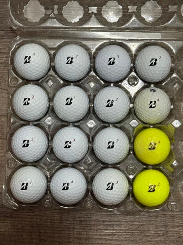 16 Bridgestone Tour B RX Golf Balls - Mostly 5A Mint Condition