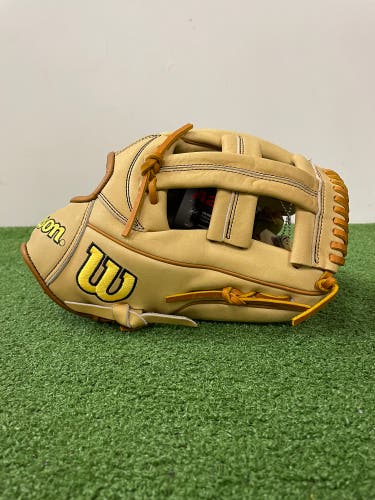 Wilson A2000 EL3 RH Baseball Glove | 11.75"