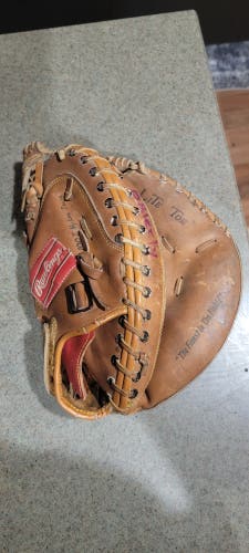 Rawlings RH Catcher's LiTe Toe Baseball Glove 33" (Used)
