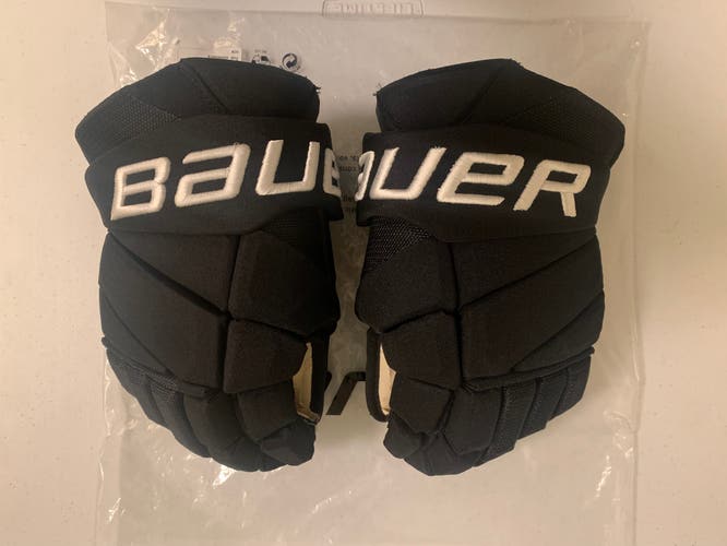 Bauer Vapor Hyperlite Gloves 13" Pro Stock (Used)