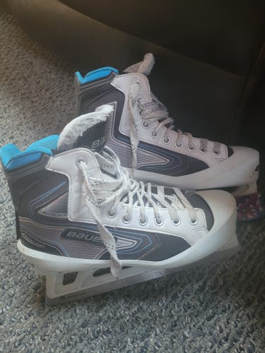 Bauer Hockey Goalie Skates Regular Width Size 6 (Used)