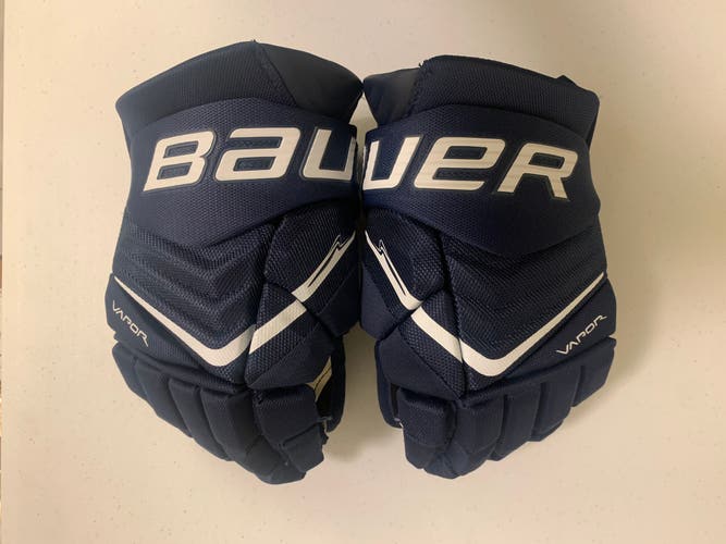 Bauer Vapor Flylite Gloves 13" (Used)