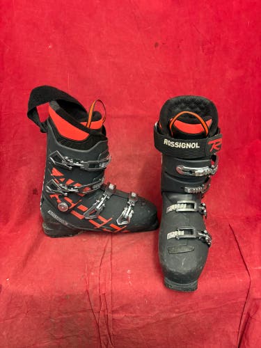 Ski Boots: Mondo 28 & 28.5 Unisex Rossignol Ski Boots Stiff Flex (Used)