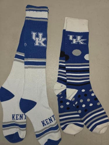 ST30 Mens NCAA KENTUCKY WILDCATS Crew Socks Lot of 2 Pair MEDIUM NEW