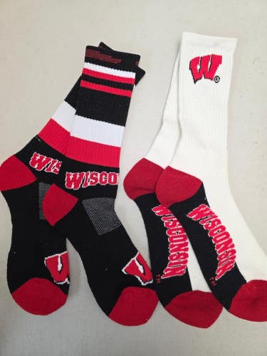 ST16 Mens NCAA WISCONSIN BADGERS Crew Socks Lot of 2 Pair LARGE New