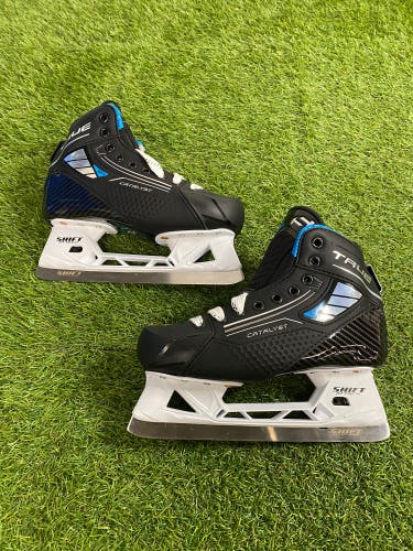 True Catalyst 5x4 Hockey Goalie Skates | Intermediate Size 4 (Regular)