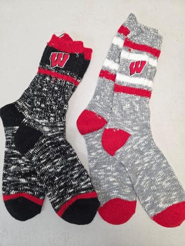 ST27 Mens NCAA WISCONSIN BADGERS Crew Socks Lot of 2 Pair LARGE New