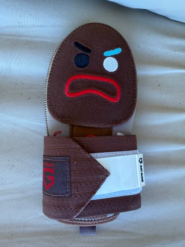 Brown Junior Sliding Mitt (Used)