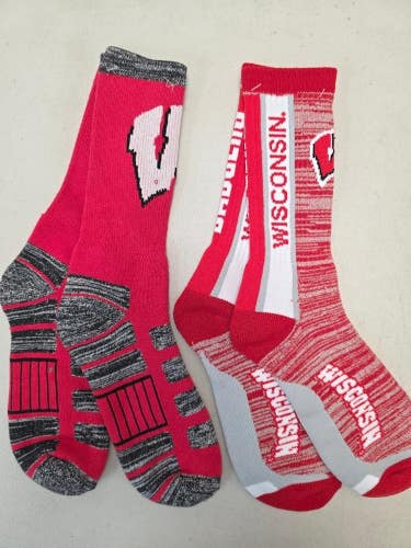 ST42 Mens NCAA WISCONSIN BADGERS Crew Socks Lot of 2 Pair LARGE New