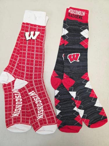 ST44 Mens NCAA WISCONSIN BADGERS Crew Socks Lot of 2 Pair LARGE New