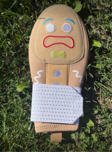 Junior gingerbread man Sliding Mitt (New)