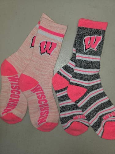 ST20 Mens NCAA WISCONSIN BADGERS Crew Socks Lot of 2 Pair MEDIUM New