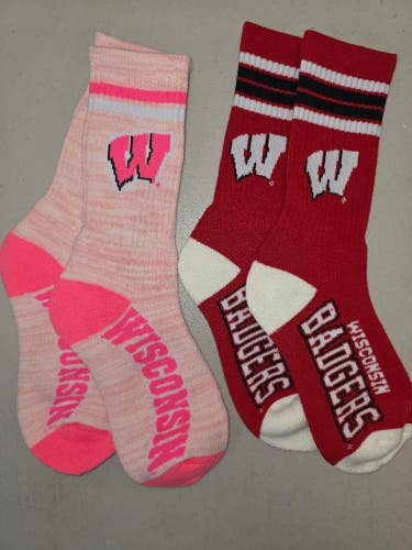 ST35 Mens NCAA WISCONSIN BADGERS Crew Socks Lot of 2 Pair MEDIUM New