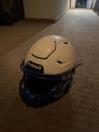 White Adult Large Riddell SpeedFlex Helmet (Used)
