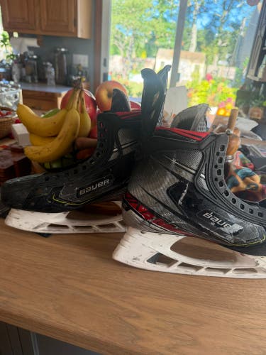 2019 Bauer Vapor 2X Pro Hockey Skates Regular Width Pro Stock 9.5 (Used)