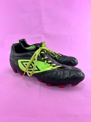 Umbro Molded Soccer Cleats Men’s Size 9