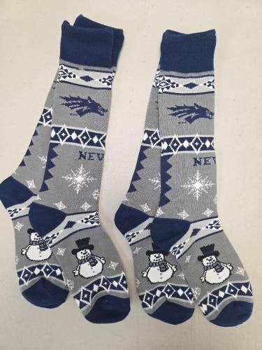 ST1a Mens NCAA NEVADA WOLF PACK Crew Socks Lot of 2 Pair MEDIUM New