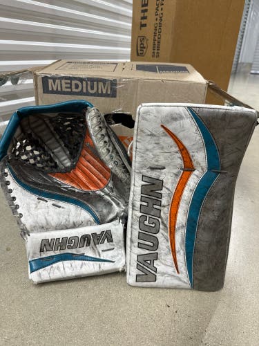 Vaughn Velocity V6 Pro Regular Glove / Blocker Set  (Used)