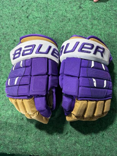Purple Senior Bauer Pro Series Gloves 13" (Used) | St. Michael's College
